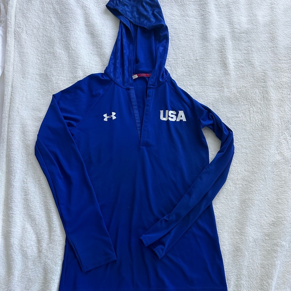 Under Armour Team USA Women’s Long Sleeve Hooded Shirt